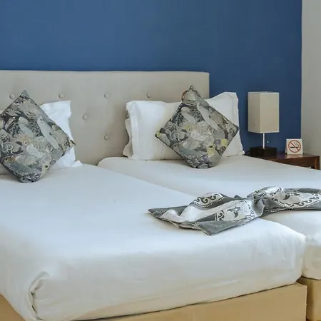 Hotel Du Bord De Le Vanillé