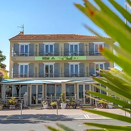 Hotel Du Bord De 