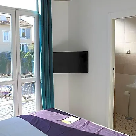 Hotel Du Bord De 